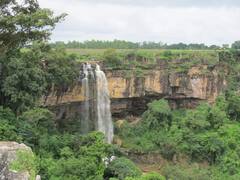 Bastar News: बस्तर के पर्यटन स्थलों  में छाने लगी विरानी, सूखने लगा है यहां के प्रसिद्ध वॉटरफॉल्स का पानी