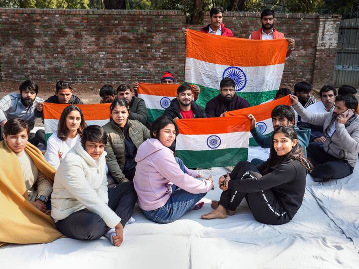 Indian wrestlers Bajrang Punia, Sakshi Malik, Vinesh Phogat, Anshu Malik stage a strike against the Wrestling Federation of India (WFI), in New Delhi, Wednesday, Jan. 18, 2023. (Source: PTI)