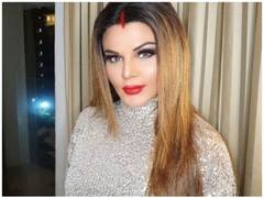 मुंबई पुलिस ने एक्ट्रेस राखी सावंत को पूछताछ के लिए बुलाया