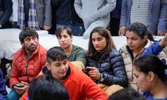 Wrestlers Protest: सरकार के साथ बैठक के बाद पहलवान बजरंग पुनिया बोले, 'हमें बृजभूषण का इस्तीफा चाहिए, फेडरेशन को भंग किया जाए'