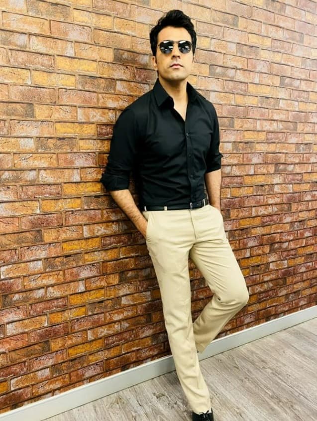 পরবর্তীকালে অভিনয় ছেড়ে সংসারেই মন দিয়েছিলেন মায়াকুমারী।   কিন্তু মায়াকুমারীর আকস্মিক মৃত্যুর পিছনে কি কোনই কারণ ছিল না?