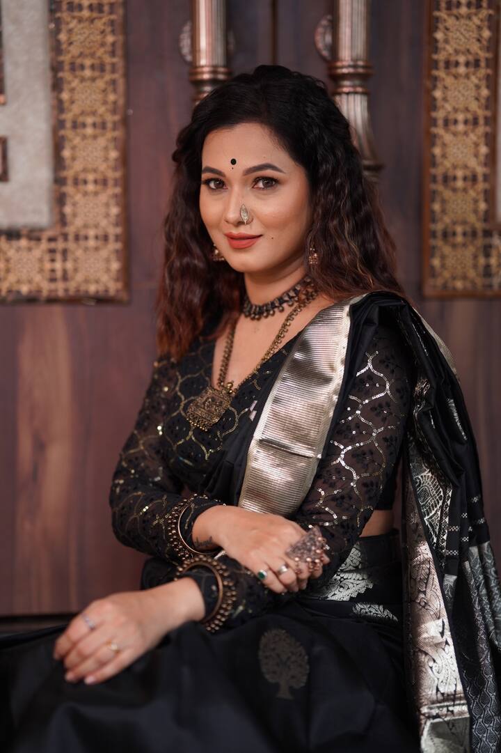 राधाने ‘अस्मिता’ ,’कन्यादान’ ,चाहूल, आई कुठे काय करते, आणि सुंदरा मनामध्ये भरली या मालिकांत काम केलं आहे.