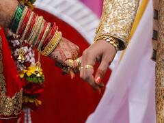 लग्नाची तयारी झाली, नवरदेव मंगलकार्यालयात पोहचले पण वधूचा पत्ताच नाही, 200 लग्नाळूंची फसवणूक