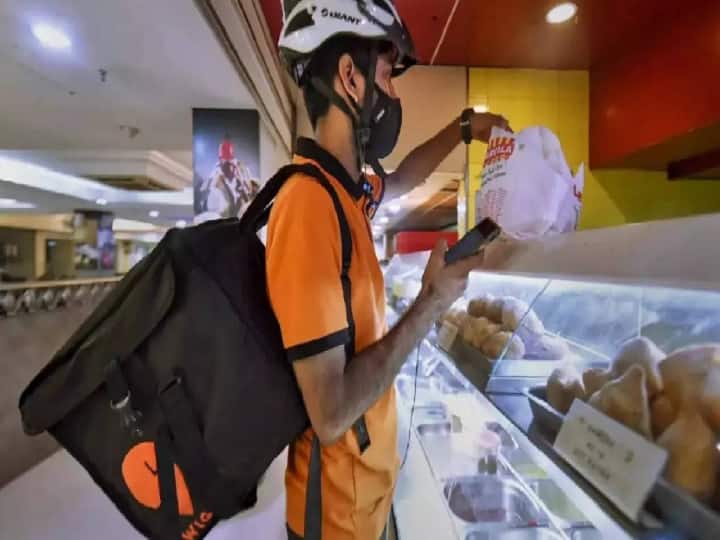 Swiggy Planning Fresh Layoffs Upto 10 Percent Employees Swiggy Layoff