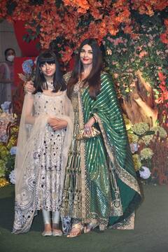 Anant Ambani की इंगेजमेंट में आराध्या बच्चन पर टिकीं सबकी निगाहें, इंडियन आउटफिट में मां ऐश्वर्या की खूबसूरती को दी टक्कर