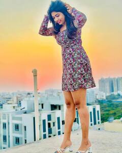 Rithu Chowdary: రీతూ అందం ముందు సూర్యుడే చిన్నబోయాడు!