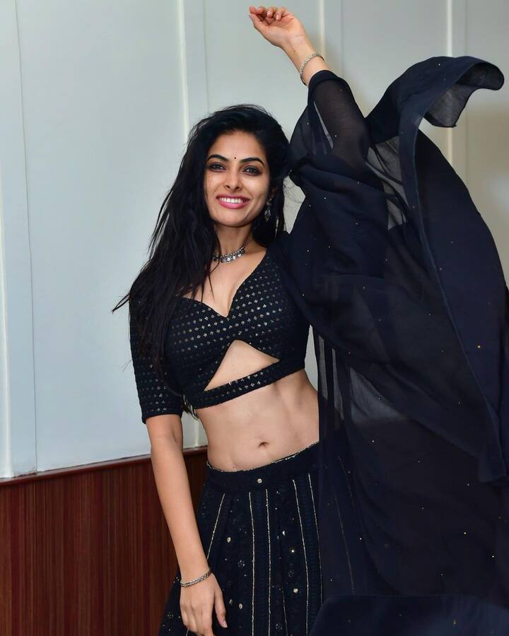 దివి లేటెస్టు ఫొటోలు - -Image Credit: Divi/Instagram
