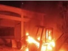 झारखंड: सिमडेगा में रेलवे की निर्माण साइट पर नक्सलियों का उत्पात, मशीनों में लगाई आग, मौके पर छोड़ा पर्चा