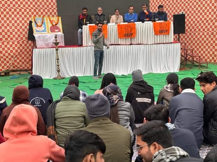 Kashmiri Pandits massacre Seminar held in Delhi Jawaharlal Nehru University ann Delhi: कश्मीरी पंडितों के नरसंहार को लेकर JNU में हुआ सेमिनार, पीड़ितों के परिवारों ने सुनाई आपबीती