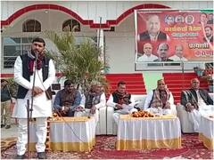 पूर्व मंत्री रामआसरे विश्वकर्मा का सपा की जीत का दावा, कहा- 'मैनपुरी उपचुनाव से बना माहौल'