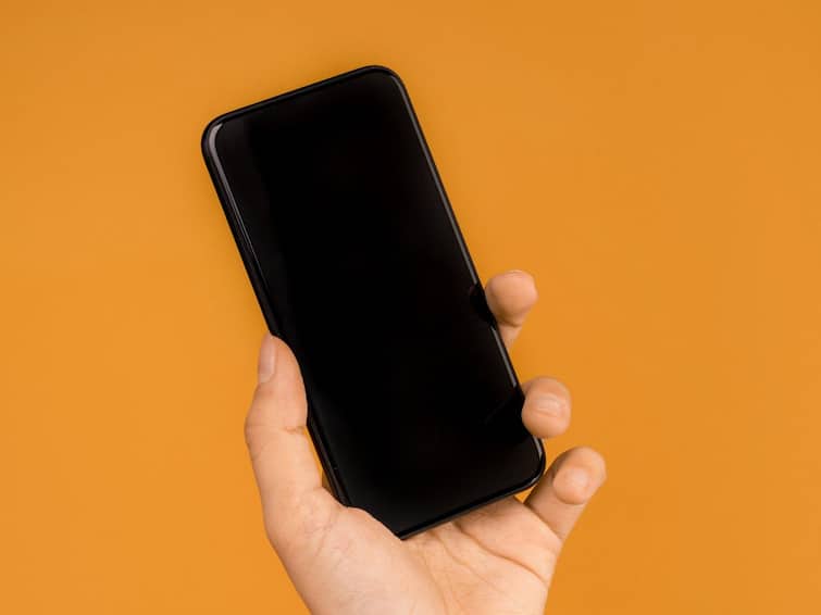 Tecno Spark Go 2023 Leaked Images Reveal Price in India know in details Tecno Spark Go 2023: ভারতে টেকনো স্পার্ক গো ২০২৩ ফোনের দাম কত হতে পারে? কী কী ফিচারই বা থাকতে পারে