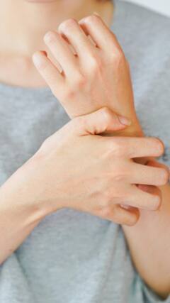 Psoriasis allergy foods : சொரியாசிஸ் இருப்பவர்கள் தவிர்க்க வேண்டிய உணவுகள்!