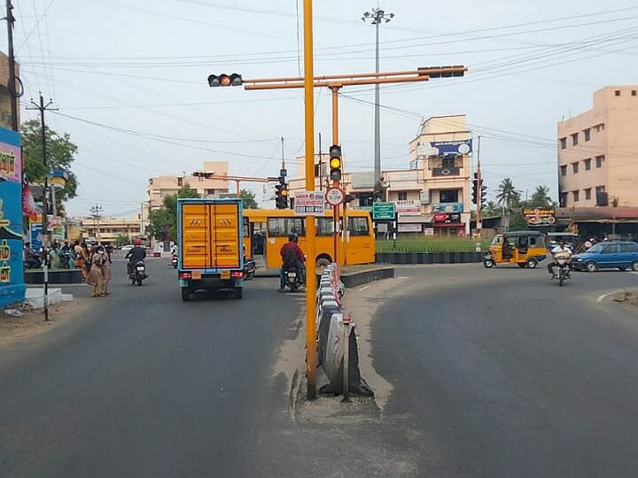 கரூர்: கிருஷ்ணராயபுரம் வட்டாரத்தில் சம்பா சாகுபடி அறுவடை பணி தொடக்கம்