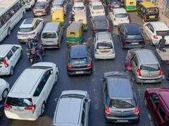 जाम में हॉर्न बजाने पर महिला को कार से निकाला, जड़ दिए कई थप्पड़, कहा- 'घर आकर दोबारा मारूंगा'