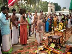 சீர்காழி சட்டநாதர் கோயில் தோரணவாயில் அமைக்க அடிக்கல் நாட்டிய தருமபுரம் ஆதீனம்