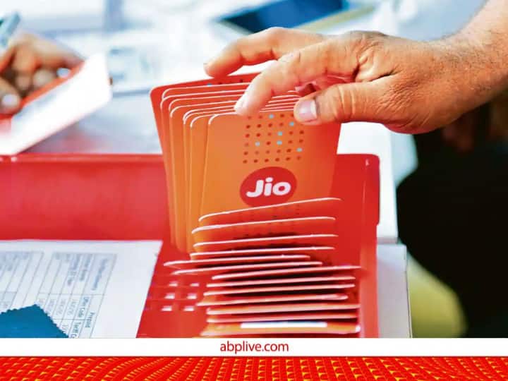 यूट्यूब-इंस्टा और फेसबुक, सब धकाधक चलेगा, जियो ने लांच किए 2 जबरदस्त रिचार्ज प्लान यूट्यूब-इंस्टा और फेसबुक, सब धकाधक चलेगा, जियो ने लांच किए 2 जबरदस्त रिचार्ज प्लान