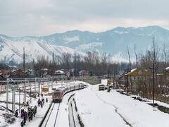 Indian Railways: આ તસવીરો તમને પણ મંત્રમુગ્ધ કરી દેશે, રેલ્વે મંત્રીએ કહ્યું ધરતીનું 'સ્વર્ગ', તમે પણ જુઓ
