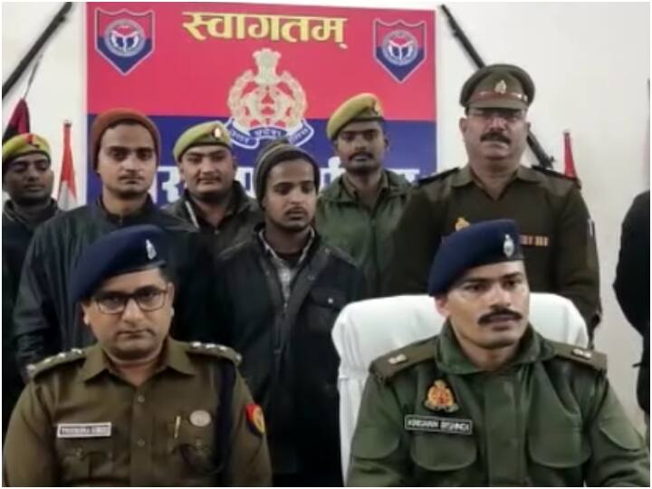 Gorakhpur police arrested two miscreants in various Mobile Phone Loot case by CCTV Video ANN Gorakhpur: महंगी बाइक का रखते थे शौक, किस्त चुकाने के लिए लूटते थे फोन, पुलिस की गिरफ्त में ऐसे आए शातिर लुटेरे