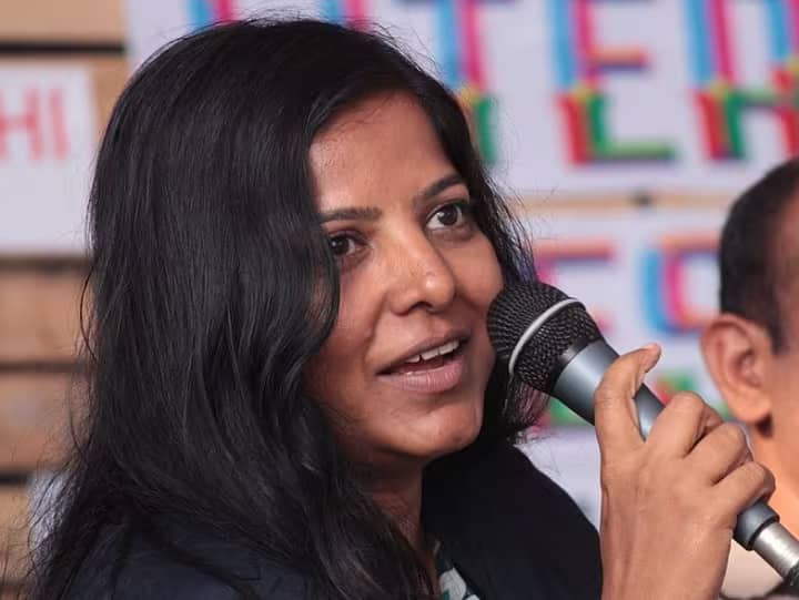 Kaali Poster Row: फिल्म मेकर लीना मणिमेकलाई को सुप्रीम कोर्ट से राहत, गिरफ्तारी पर लगी रोक