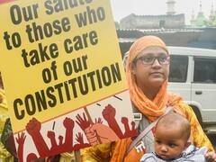 तीन तलाक के बाद अब बहुविवाह और निकाह हलाला का आया नंबर, सुप्रीम कोर्ट ने बना दी नई संवैधानिक बेंच