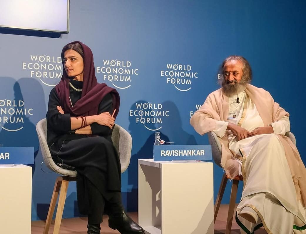 Indo-Pak : PM મોદીને લઈ પાકિસ્તાની મંત્રી હિના રબ્બાની કહી આ વાત તો શ્રી શ્રી રવિશંકરે બરાબરના ઝાટક્યા Narendra Modi Not Intend To Talk With Pakistan : Hina Rabbani Khar Indo-Pak : PM મોદીને લઈ પાકિસ્તાની મંત્રી હિના રબ્બાની કહી આ વાત તો શ્રી શ્રી રવિશંકરે બરાબરના ઝાટક્યા