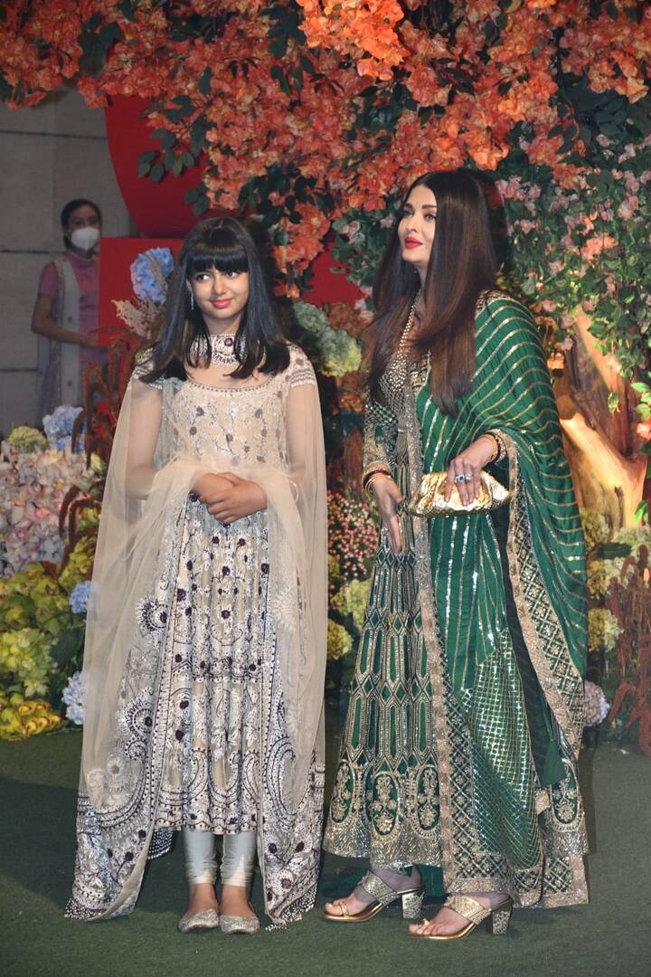 இவருக்கு ஆராத்யா என்ற மகள் உள்ளார்