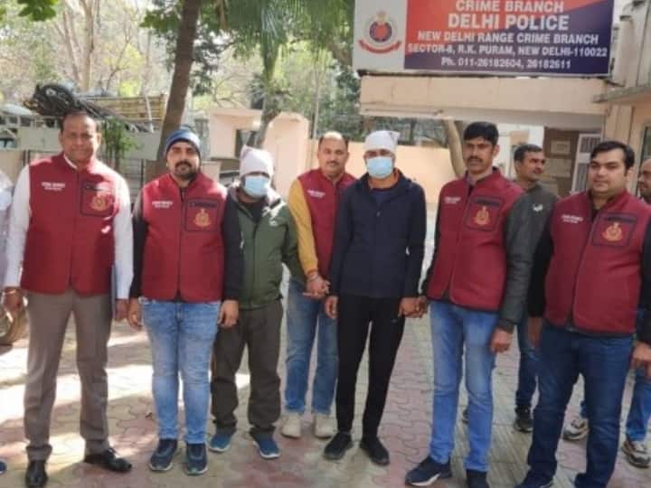 Two Accused in Delhi Preet Vihar Gym Owner Murder Case Arrested from India Nepal Border ANN भारत-नेपाल बॉर्डर से पकड़े गए दिल्ली में जिम मालिक की हत्या के दो आरोपी, पूर्व मैनेजर ने उगली साजिश की कहानी