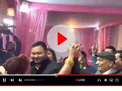 'सूट-बूट पहिने से केहू हीरो ना होला', समारोह में तेजस्वी-तेज प्रताप को देख महिलाएं देनी लगीं 'गालियां'