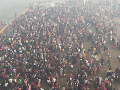 माघ मेला 2023: मौनी अमावस्या पर फूलों की बारिश...भक्तों की भीड़, 1.5 करोड़ लोगों ने किया स्नान