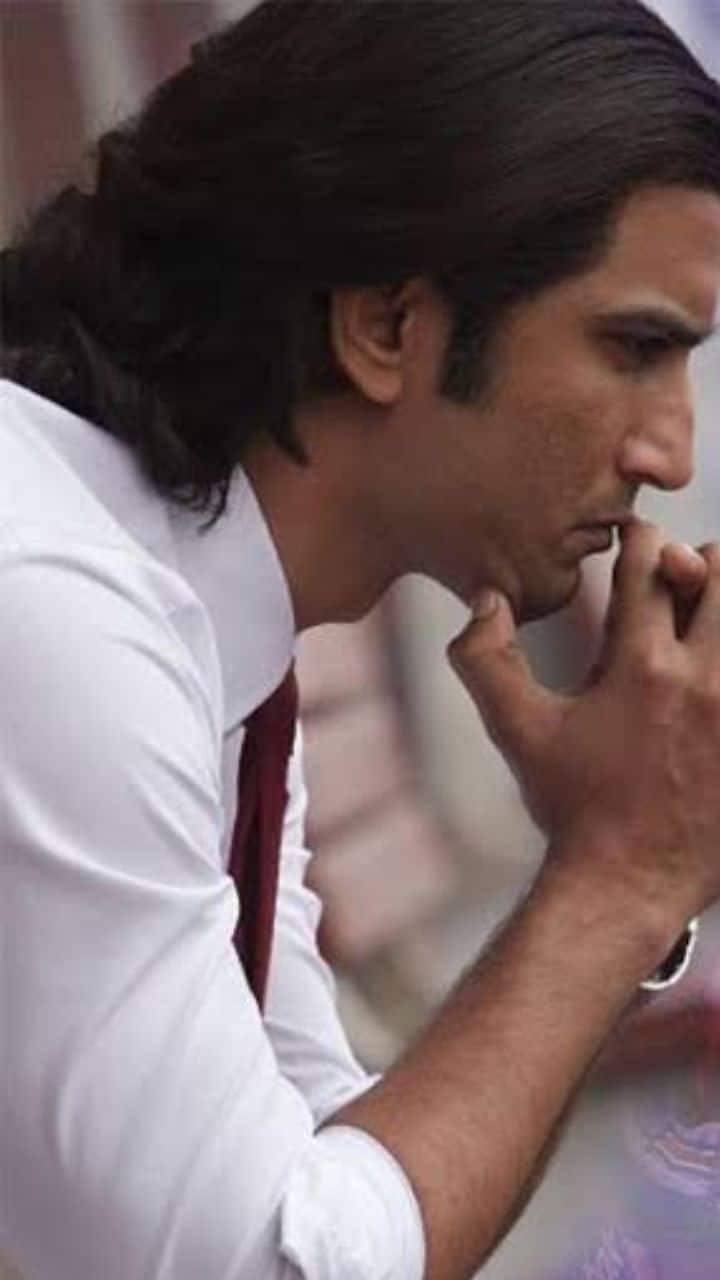 பீகார் மாநிலத்தில் பிறந்தவர் சுஷாந்த்-இவருடன் பிறந்தவர்கள் மொத்தம் 5 பேர்