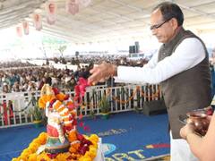 एमपीः 10वीं-12वीं के रिजल्ट अच्छे आए तो 5 लाख रुपये देगी सरकार, सीएम शिवराज ने खुद किया एलान