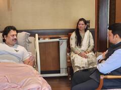 उपमुख्यमंत्र्यांनी घेतली धनंजय मुंडे यांची भेट; प्रकृतीची विचारपूस करण्यासाठी सदिच्छा भेट