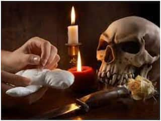 अंधविश्वास! बच्चा न होने पर तांत्रिक ने महिला को खिला दिया हड्डियों से बना चूरन