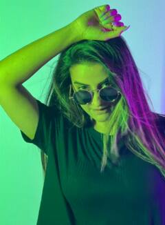 Akshara Singh ਤੋਂ ਇਸ ਗੱਲ 'ਚ ਪਿੱਛੇ ਰਹਿ ਗਈ Monalisa , ਅਭਿਨੇਤਰੀ ਦੇ ਫ਼ੈਨਜ ਨੂੰ ਲੱਗਾ ਵੱਡਾ ਝਟਕਾ