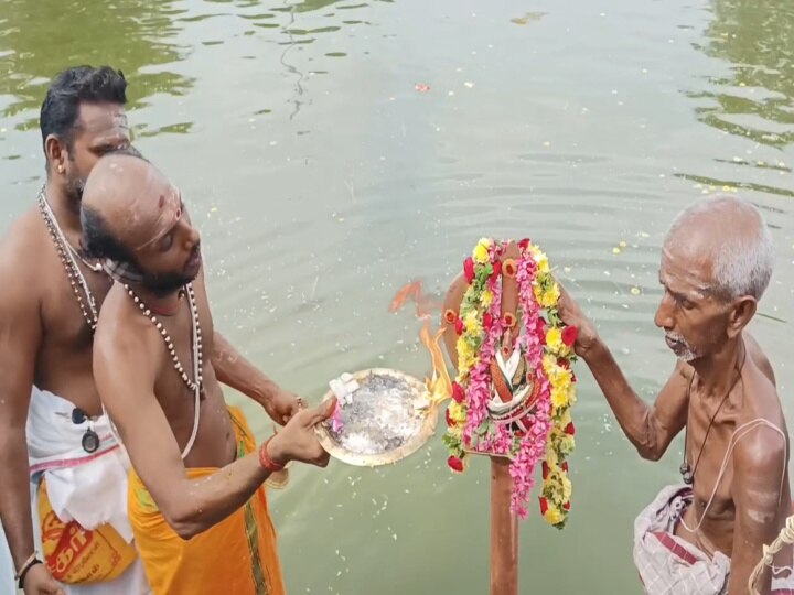 மயிலாடுதுறை மாவட்ட புண்ணிய ஸ்தலம் நீர்நிலைகளில்  தை அமாவாசை வழிபாடு