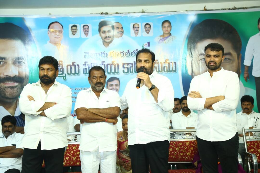 nellore rural Kotamreddy Sridhar Reddy sensational comments DNN Nellore YSRCP MLA: ఎమ్మెల్యేలు, ఎంపీలు, మంత్రులు - అందరూ వాళ్లేనా ? ఎమ్మెల్యే కోటంరెడ్డి ఫైర్