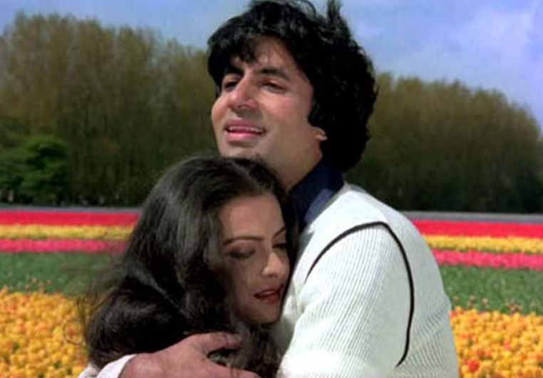 National Hugging Day 2023: DDLJ से लेकर 'सिलसिला' तक, बॉलीवुड की इन फिल्मों के Hugs सींस रहे यादगार