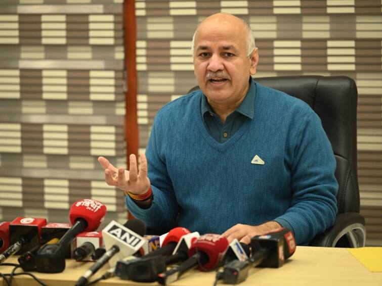 LG With Political Motive Made False Allegations Against Delhi Education Dept Says Manish Sisodia LG With Political Motive Made False Allegations Against Delhi's Education Dept: Sisodia