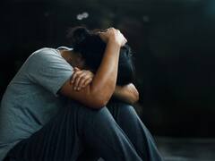 प्यार में पागल प्रेमिका से तंग आकर प्रेमी ने बुला ली पुलिस, लगवा दिया भारी जुर्माना