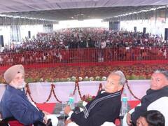 'मंच से पार्टी विरोधी बयान देना बिल्कुल बर्दाश्त नहीं' पायलट-गहलोत को प्रदेश प्रभारी की नसीहत