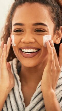 Moisturiser benefits : ‘மாய்ஸ்சுரைசர் இருக்க பயமேன்’..இனி வறண்ட சருமத்திற்கு பாய் பாய் சொல்லுங்க!