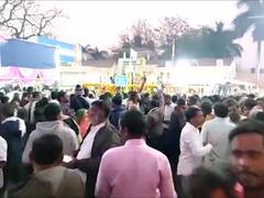 आज वर्षातील पहिली आमावस्या; शनिशिंगणापूर मंदिरात भाविकांची रांग