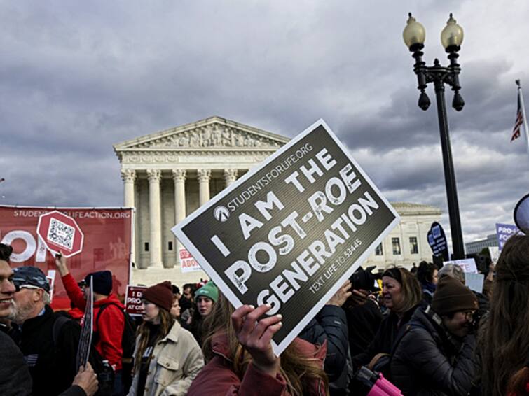 Anti-Abortion Activists Gather In US For Annual March For Life At Washington DC After Roe v Wade Verdict Eyeing US Congress, Anti-Abortion Activists Gather In 'March For Life' Rally For 1st Since End Of Roe v Wade