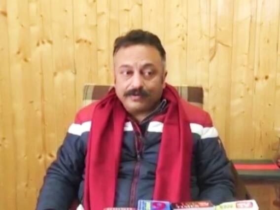 ग्रामीण इलाकों में भी शिक्षकों को देनी होगी सेवाएं, टीचर ट्रांसफर पॉलिसी बनाने की तैयारी में हिमाचल सरकार ग्रामीण इलाकों में भी शिक्षकों को देनी होगी सेवाएं, टीचर ट्रांसफर पॉलिसी बनाने की तैयारी में हिमाचल सरकार