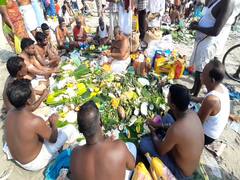 மயிலாடுதுறை மாவட்ட புண்ணிய ஸ்தலம் நீர்நிலைகளில்  தை அமாவாசை வழிபாடு