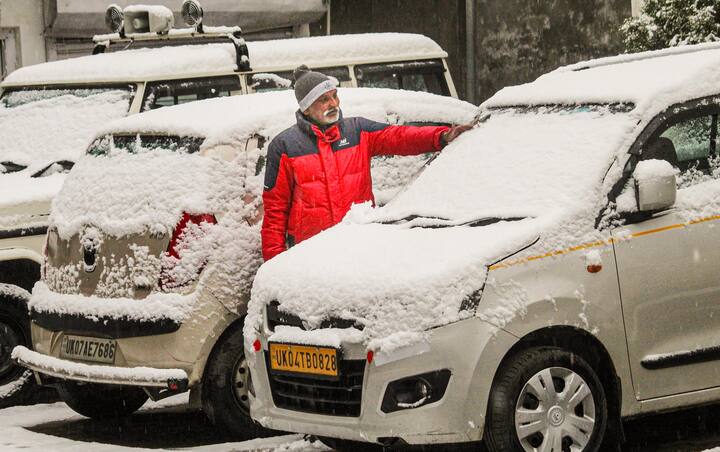 हवामान विभागाने दिलेल्या माहितीनुसार, 26 जानेवारीपर्यंत राज्यात हवामान खराब राहण्याची शक्यता आहे. मात्र, 21 आणि 22 जानेवारीला सखल आणि मैदानी भागात आकाश निरभ्र राहण्याची शक्यता आहे.