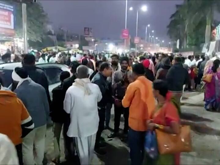 शनिवारी अमावस्या आल्यामुळे या अमावस्याला शनिश्चर अमावस्या म्हटलं जातं.