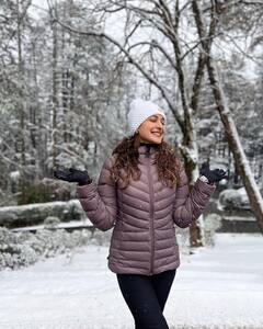 Pragya Jaiswal PHOTO: સિમલા વેકેશન મનાવવા પહોંચી સાઉથની સુંદર અભિનેત્રી, જુઓ તસવીરો