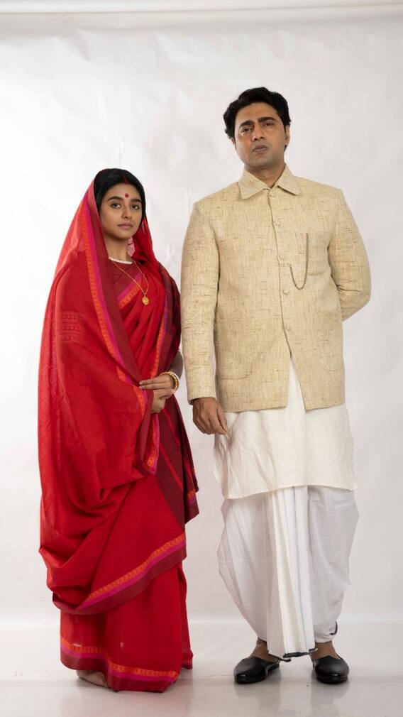 দেবের নতুন নায়িকাকে চেনেন?