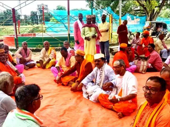 Grooms market is held in Bihar Madhubani Saurath Sabha is being held for seven hundred years ਅਜਬ ਗਜਬ ਦੁਨੀਆ! ਭਾਰਤ ਦੇ ਇਸ ਪਿੰਡ ਵਿੱਚ ਲੱਗਦੀ ਲਾੜਿਆਂ ਦੀ ਮੰਡੀ, ਸ਼ਰੇਆਮ ਲਾਈ ਜਾਂਦੀ ਬੋਲੀ